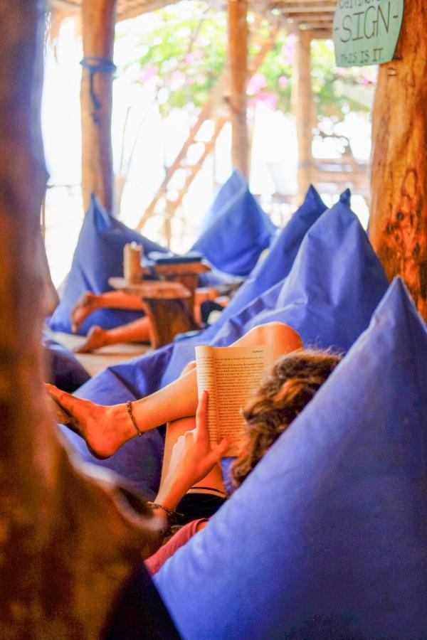 Gili Meno Eco Hostel Exteriör bild