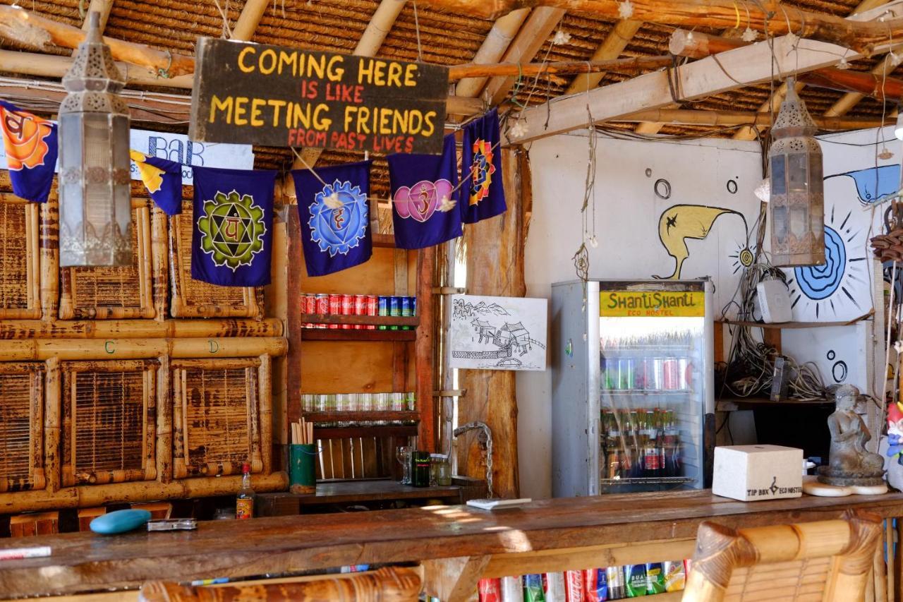 Gili Meno Eco Hostel Exteriör bild